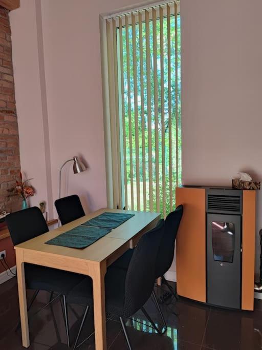 Semesterbostad Bright Cosy House With Parking